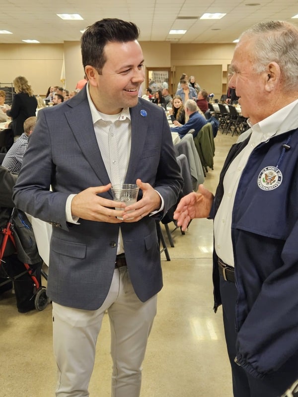 Indiana Lt. Gov. Micah Beckwith talked to U.S. Rep. Jim Baird, R-Indiana, at the 2025 Cass County Lincoln Day dinner. (Photo/Marilyn Odendahl)