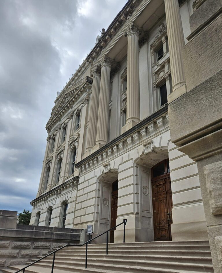 The Indiana Statehouse is home to the offices of the Indiana Secretary of State and the Indiana Attorney General. (Photo/Marilyn Odendahl)