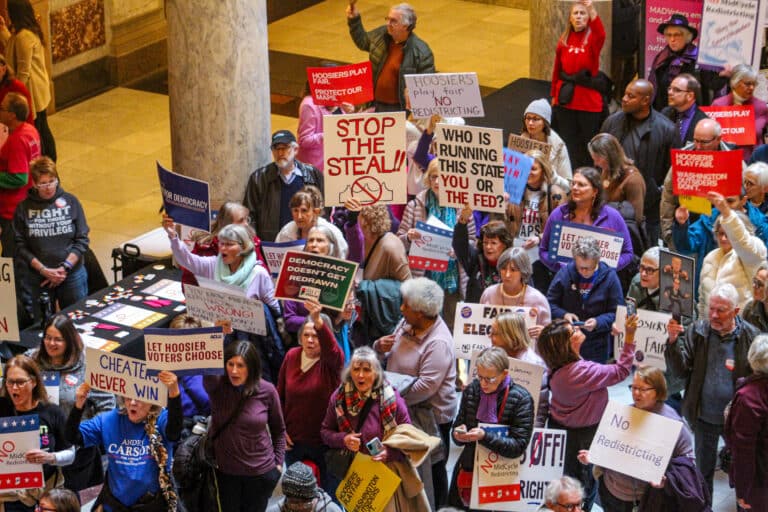 Hoosiers gathered inside the Statehouse on Monday to protest redrawing Indiana’s congressional district map before the 2026 mid-term election. (Photo/Sydney Byerly of The Indiana Citizen)